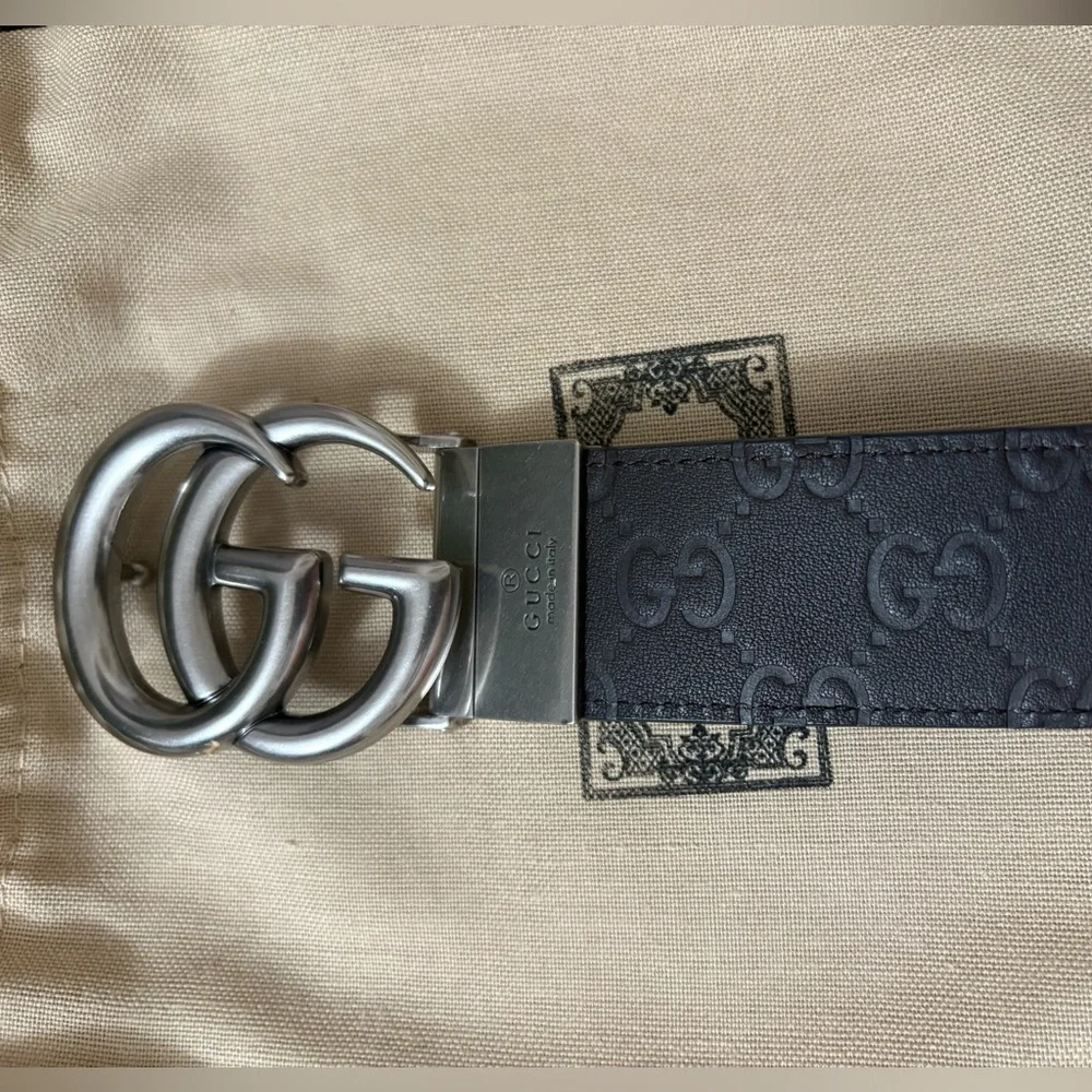 Gucci Brown GG logo belt